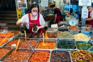 Gwangjang Market Street Food (광장시장 길거리 음식)