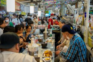 Gwangjang Market Street Food (광장시장 길거리 음식)