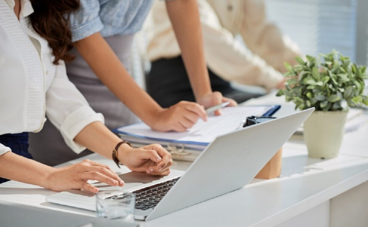 4 Soft Skills Esensial 2025: Kunci Exclusive Karier Sukses Bagi Anda!